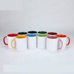 <span class=keywords><strong>Taza</strong></span> de color con mango interior de grado superior para sublimación, venta al <span class=keywords><strong>por</strong></span> <span class=keywords><strong>mayor</strong></span>, tazas en blanco de sublimación coloridas de cerámica de 11oz - Product Image 1