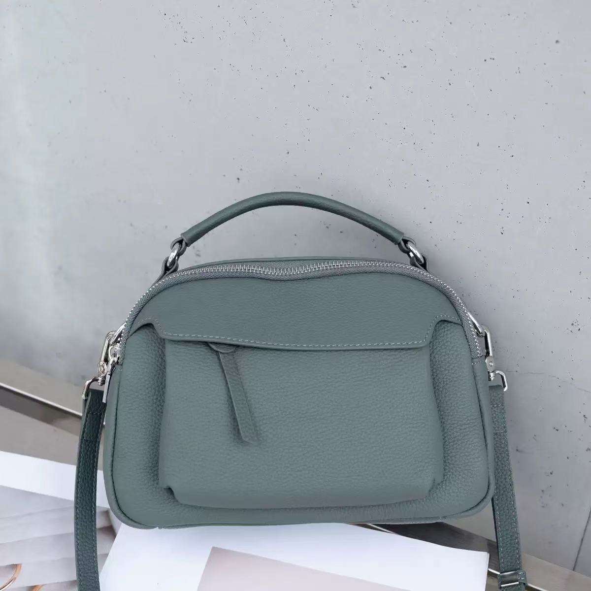 สีเขียว