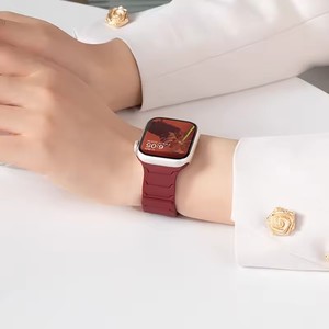 Bracelet en silicone magnétique pour Apple Watch Band Ultra 2 49 mm 45 mm 41 mm, bracelet pour Watch Series 9 8 7 6 SE 5 4 38 mm 42 mm 44 mm 40 mm - Product Image 5