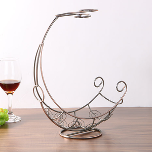 Nouveaux produits de vente chaude compteur d'astronaute cave personnalisée porte-verres à vin soutien-gorge d'alcool au détail sous armoire - Product Image 6