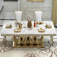 Ensemble de table à manger rectangulaire de grande taille pour 10 personnes, design italien, acier inoxydable doré, plateau en marbre, mobilier royal contemporain du Royaume-Uni et de Dubaï