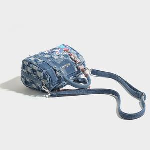 2024 automne nouveau contraste de couleur dessin animé point denim sac trou couture bandoulière sac à main oreiller sac - Product Image 4