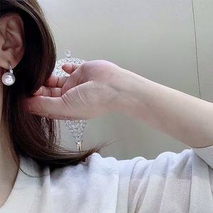 Orecchino a polsino semplice e alla moda da donna, accessorio minimalista per l'uso quotidiano, gioiello per outfit di tutti i giorni - Product Image 6