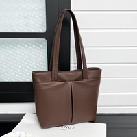 Sac à main grande capacité pour femme, nouvelle collection été 2026, sac à bandoulière tendance rétro, sac fourre-tout couleur unie