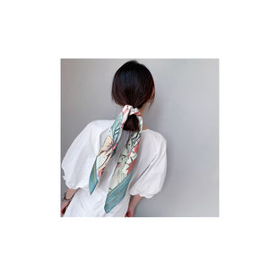 Vente <span class=keywords><strong>en</strong></span> gros 2024 WJ1026-247 <span class=keywords><strong>Amazon</strong></span> Meilleures ventes Foulards de créateur pour femmes Élégant léger Long <span class=keywords><strong>Foulard</strong></span> <span class=keywords><strong>en</strong></span> <span class=keywords><strong>soie</strong></span> satiné pour femme - Product Image 2