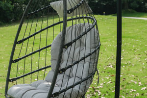 Fauteuil suspendu en rotin PE fait main avec coussin, design moderne pliable pour patio, cour, mobilier d'extérieur - Product Image 5