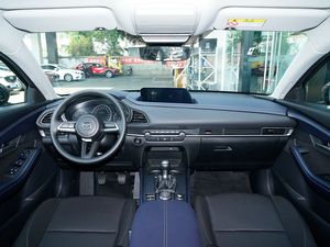 Mazda <span class=keywords><strong>CX</strong></span> - 30 2024 2.0L manuel Shangyue édition voiture à essence conduite à gauche <span class=keywords><strong>SUV</strong></span> compact de Chine - Product Image 5