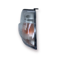 Kit carrosserie Pickup partie carrosserie lampe avant lampe d'angle phares 26115- VJ825 lampe latérale clignotants pour NISSAN D21 D22