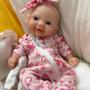 OtardDolls Muñeca bebé Reborn de silicona de 8 pulgadas, realista, suave y elástica, para adolescentes, juguete - Product Image 4