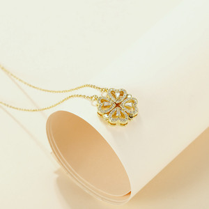 Collar de Acero Inoxidable de la Amistad y la Suerte al por Mayor, Collar Personalizado con Trébol de Cuatro Hojas para Mujer, Joyería Chapada en Oro de 18k - Product Image 6