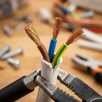 Kabel Listrik Multicore RVV Berisolasi PVC Tahan Panas Fleksibel Tinggi Tembaga Murni 3 Inti 2.5mm2 Standar SASO IEC