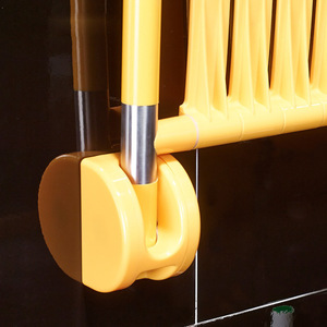 Chaise de douche pour personnes âgées et handicapées, tabouret de salle de bain antidérapant avec structure en acier inoxydable, capacité de 150 kg, jaune et blanc - Product Image 2