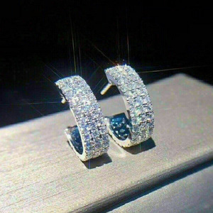 Orecchini Pendenti da Sposa a Tre File, Gioielli Eleganti da Donna, Accessorio per Feste Formali - Product Image 1
