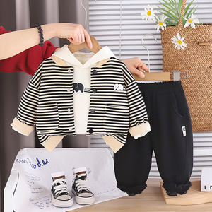 Ensemble 3 pièces décontracté pour enfants garçons automne 2026 : T-shirt en coton à col imprimé, sweat à capuche zippé motif ours rayé et jean - Product Image 2