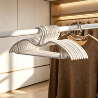 Cintres en plastique à col court pour la vente en gros, avec épaules profilées et barres inférieures, pour manteaux, robes et rangement de garde-robe