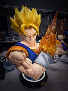 Statue de buste Super Saiyan Vegito grandeur nature 1:1 avec effet énergétique en résine et fibre de verre Dragon Ball Z - Product Image 3