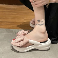 Nouvelles tongs tendance à la mode, à nœud surdimensionné, respirantes, légères, à semelle épaisse et douce, pour femmes, style bohème, printemps-été