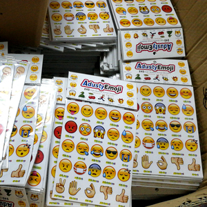 Paquet d'autocollants en <span class=keywords><strong>vinyle</strong></span> personnalisés, étiquettes adhésives avec des dessins animés pour l'éducation des enfants - Product Image 1