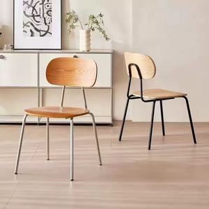 Ensemble de tables basses en acier inoxydable doré, mobilier de salon moderne et personnalisé, prix abordable, livraison rapide. - Product Image 3