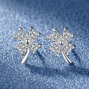 Bán Buôn Tối Giản Đồ Trang Sức Lấp Lánh Shining Zirconia CZ Đá Bốn Lá Clover May Mắn Stud Bông Tai Cho Phụ Nữ Thời Trang - Product Image 3