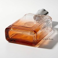 Flacon de parfum de luxe 100 ml en verre dépoli carré, dégradé, à facettes, avec pompe pulvérisatrice à fond épais, pour parfum de niche, sérigraphie