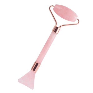 Authentique Jaspe Rouge Massage Du Visage à Double Tête avec <span class=keywords><strong>Gua</strong></span> <span class=keywords><strong>Sha</strong></span> Conseil <span class=keywords><strong>Jade</strong></span> Rouleau pour <span class=keywords><strong>le</strong></span> visage - Product Image 6