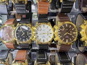 Orologio da Uomo al Quarzo Analogico Cronografo con Cinturino in Pelle, Cassa Dorata 42mm, Quadrante Rotondo, Chiusura con Fibbia, Stile Elegante - Product Image 3