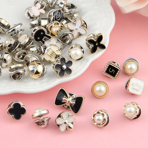 2025 pas de coudre bouton broches pour femmes sécurité couvrir broches émail revers chemise Jean manteau robe vêtements pull décoration - Product Image 1