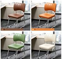 Les fabricants chinois de cuir PU vendent des chaises de conférence au design moderne et des chaises de bureau simples à structure métallique à des prix avantageux