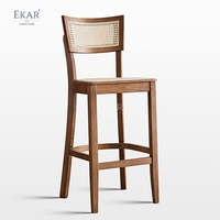 EKAR Vienna Klassischer Barhocker mit Rohrgeflecht und Massivem Walnussholzrahmen