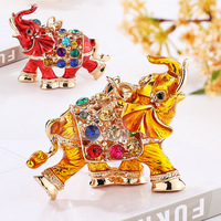 Porte-clés éléphant 3D mignon en alliage de zinc incrusté de diamants, pendentif de sac créatif et tendance, cadeau de mariage pour enfants et femmes