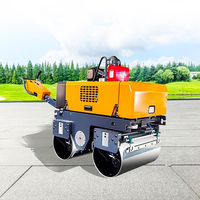 Compacteur de sol vibrant à double tambour de 0,8 tonne, portatif et poussé à la main, avec moteur et pompe Changchai BM80