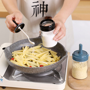 Nuevo Dispensador Redondo de Vidrio para Aceite, Aceitunas, Miel y Condimentos con Tapa y Cuchara, Botella Hermética para Especias de Cocina - Product Image 3