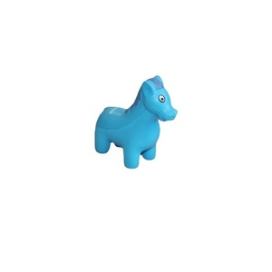 Llavero con Forma de Caballo de Peluche, Llavero de Goma No Tóxica con Diseño de Animal de Dibujos Animados - Product Image 4