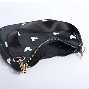 Bolso Bandolera de Nailon Ecológico, Impermeable, con Correa de Hombro Ajustable, Diseño de Parque Temático Magic Kingdom, para Mujer - Product Image 5