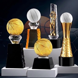 Trophée de basketball en cristal gravé haute précision personnalisé pour la médaille MVP du championnat, récompense de compétition sportive, écologique - Product Image 1