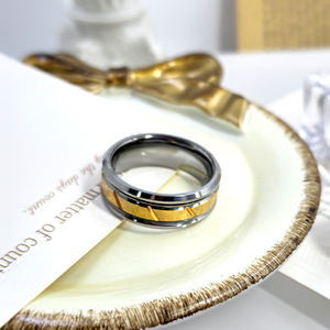 All'ingrosso tungsteno e acciaio inossidabile combinazione anello da uomo scanalature inclinate <span class=keywords><strong>per</strong></span> la sabbia disegno due colore modello di progettazione <span class=keywords><strong>per</strong></span> la festa - Product Image 4
