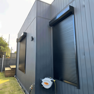 Persianas enrollables exteriores de lujo de aluminio extruido de alta resistencia, diseño antirrobo y resistente a la intemperie para escaparates de edificios comerciales - Product Image 2