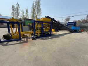 Năng suất cao QTJ4-<span class=keywords><strong>15</strong></span> tự động xi măng lát gạch khối bê tông máy khối rỗng máy giảm giá để bán - Product Image 5