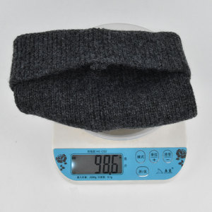 Berretto Invernale di Cashmere a Tinta Unita Lavorato a Maglia con Risvolto di Design e <span class=keywords><strong>Logo</strong></span> Personalizzato - Product Image 4