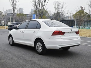Volkswagen <span class=keywords><strong>Santana</strong></span> 2019, 1.5L Automático, Volante a la Izquierda, Interior Oscuro, Asientos de Tela, Bajo Kilometraje, Sedán Confiable para Exportación - Product Image 4