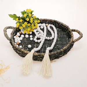 Guirnalda de cuentas de madera vintage lavada blanca de 58 pulgadas con borla para decoración de madera de granja - Product Image 3