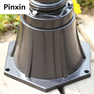 Lampadaire Solaire Extérieur LED sur Poteau en Fer avec Abat-jour en Verre, Blanc Chaud 2700K, IP66 Étanchéité, Détecteur de Mouvement pour Éclairage - Product Image 2