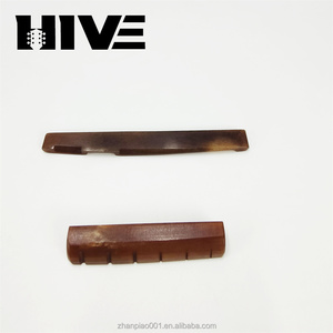 HIVE - Nudos <span class=keywords><strong>de</strong></span> Hueso <span class=keywords><strong>de</strong></span> Camello Puro <span class=keywords><strong>de</strong></span> Alta Calidad para <span class=keywords><strong>Guitarra</strong></span> Acústica <span class=keywords><strong>de</strong></span> 6 Cuerdas, 43 mm, Nudos para <span class=keywords><strong>Guitarra</strong></span> Clásica <span class=keywords><strong>de</strong></span> 52 mm - Product Image 4