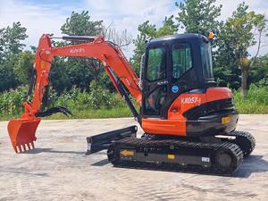 Mini-excavatrice Kubota KX057-5 de 1,2 tonne, pelle hydraulique avec godet de 0,12 m³ de capacité, matériel de terrassement d'occasion - Product Image 5