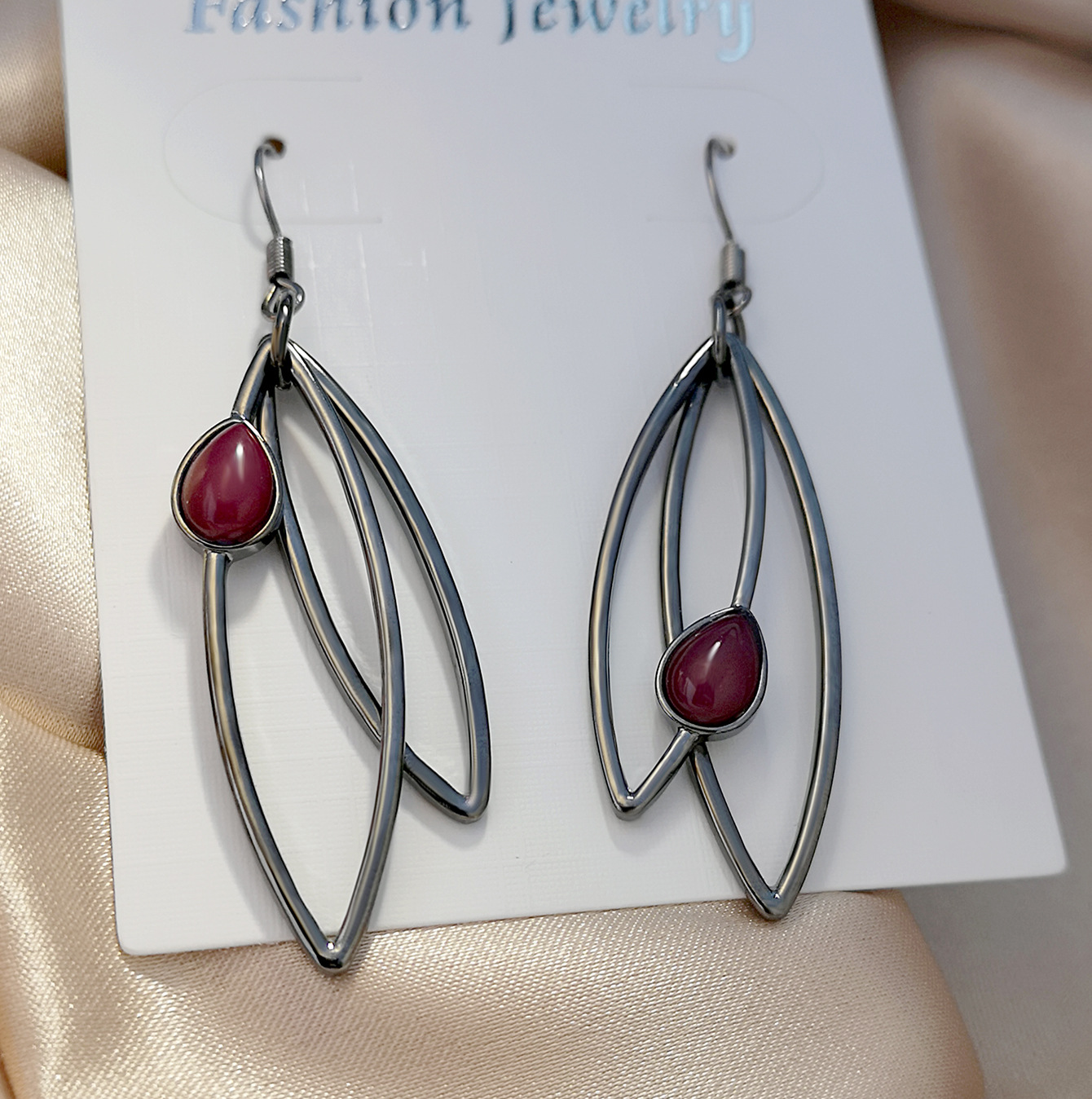 Black gold, dark red