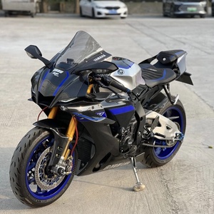 <span class=keywords><strong>Moto</strong></span> Yamaha YZF-R1 1000cc, moteur 4 cylindres en ligne refroidi par liquide, Supersport, moteur Crossplane dérivé de la <span class=keywords><strong>MotoGP</strong></span> - Product Image 4
