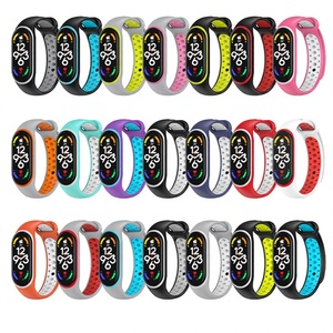 Cinturino Sportivo in Silicone KINGSMAX di Ricambio per <span class=keywords><strong>Mi</strong></span> <span class=keywords><strong>Band</strong></span> 7 6 <span class=keywords><strong>5</strong></span> 4 3 2 - Certificato ROHS/REACH - Product Image 1