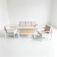 Ensemble de canapés d'extérieur DWOO avec structure en aluminium, ensemble de meubles de conversation pour patio avec coussins beiges, table basse en bois
