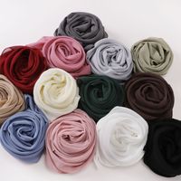 Hijab carré en mousseline de soie perlée 110*110cm - Foulard islamique pour femmes du Moyen-Orient, Malaisie, Arabie Saoudite, Dubaï